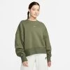 Women's Nike Sportswear Phoenix Fleece Oversized Crewneck Sweatshirt Medium Olive/Sail - DQ5761 222