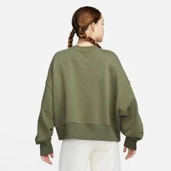 Women's Nike Sportswear Phoenix Fleece Oversized Crewneck Sweatshirt Medium Olive/Sail - DQ5761 222 -Nike Women Shop DQ5761 222 M4