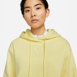 Women's Nike Sportswear Phoenix Fleece Oversized Pullover Hoodie Lemon Chiffon/Sail - DQ5860 706 9 Women's Nike Sportswear Phoenix Fleece Oversized Pullover Hoodie Lemon Chiffon/Sail - DQ5860 706 -Nike Women Shop DQ5860 706 M4