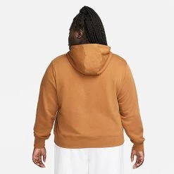 Women's Nike Sportswear Club Fleece Pullover Hoodie (Plus Size) Ale Brown/White - DV5092 271 7 Women's Nike Sportswear Club Fleece Pullover Hoodie (Plus Size) Ale Brown/White - DV5092 271 -Nike Women Shop DV5092 271 M3