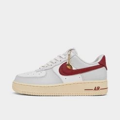 Women's Nike Air Force 1 Low SE Swoosh Pocket Casual Shoes Photon Dust/Team Red/Summit White/Muslin - DV7584 001